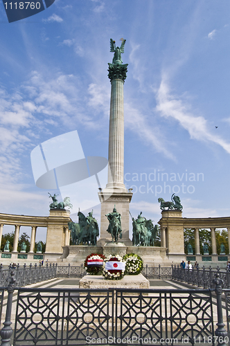 Image of Heroes Square