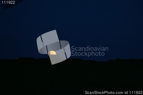 Image of Moon on Horizon