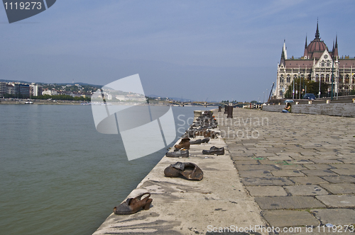 Image of Memorial at the Danube