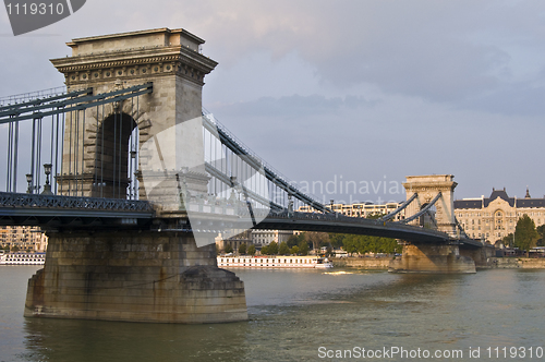 Image of Chain bridge