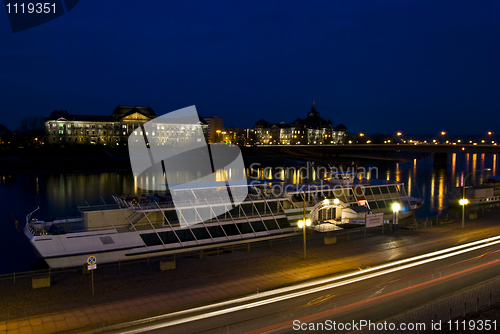 Image of Elbe at night