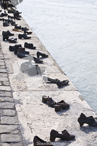 Image of Memorial at the Danube