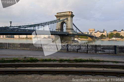 Image of Chain bridge