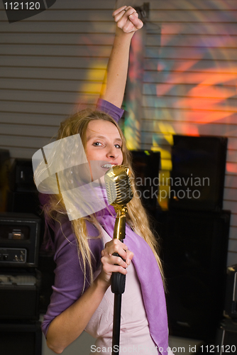 Image of Woman at concert