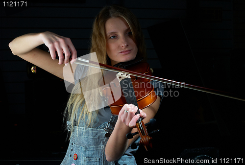 Image of Woman and violin
