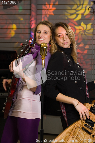 Image of Woman at concert