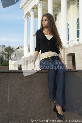 Image of Young waiting woman