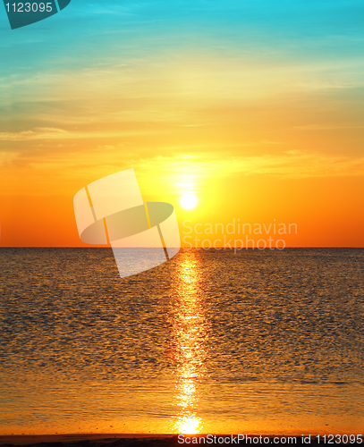 Image of sunrise over sea