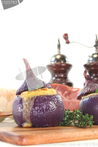 Image of stuffed onions with goat cheese