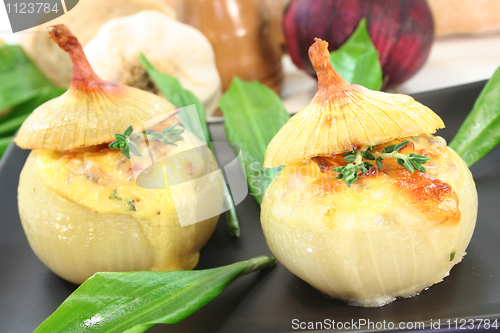 Image of stuffed onions with goat cheese