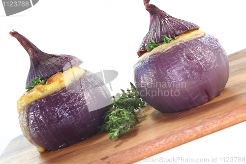 Image of stuffed onions with goat cheese