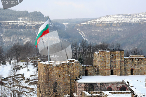 Image of Flag over Tsarevets Fortress