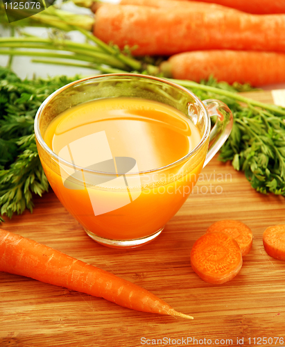 Image of Fresh carrot juice 