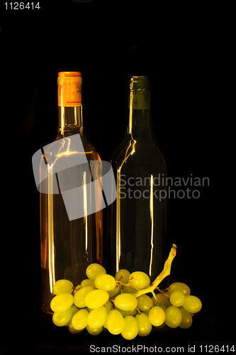 Image of wine and grapes