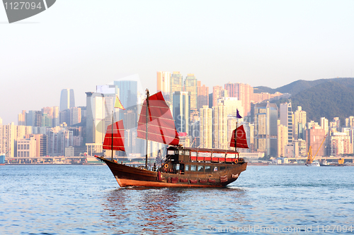 Image of chinese boat 