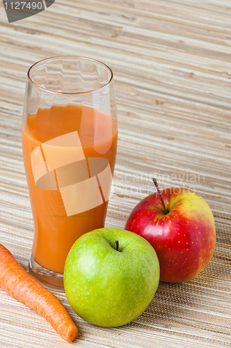 Image of Carrots, apple and juice