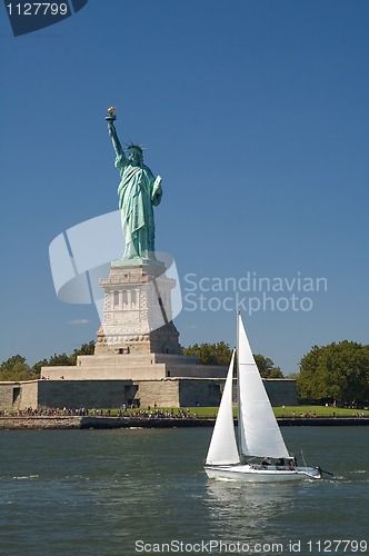 Image of the statue of liberty