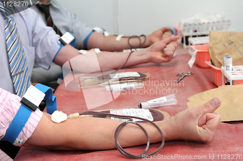 Image of blood donors in laboratory at donation