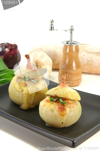 Image of stuffed onions with goat cheese