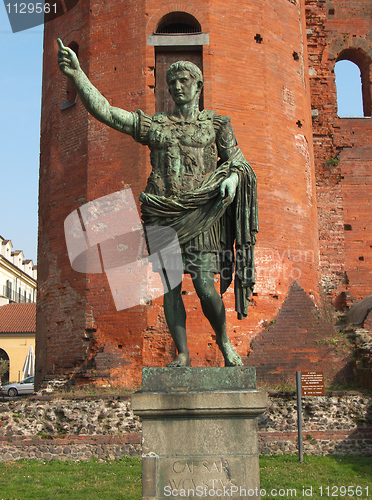 Image of Caesar Augustus statue