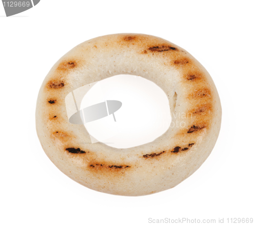 Image of dry bagel closeup
