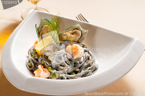 Image of seafood black spaghetti