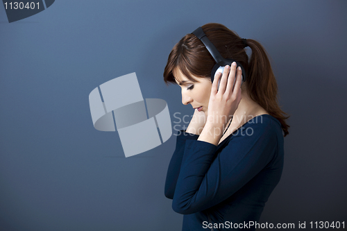 Image of Listen music