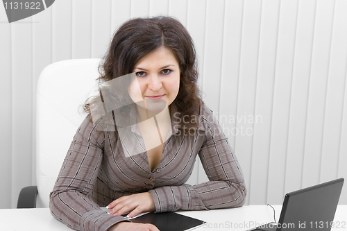 Image of The girl with the laptop