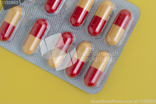 Image of Red and yellow pills