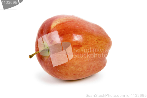 Image of a red apple on a white background