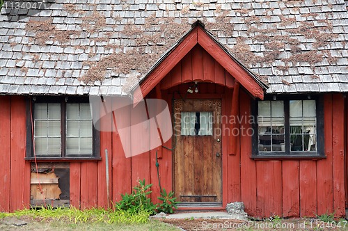 Image of Red Cabin