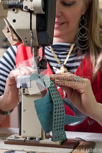 Image of Sewing worker