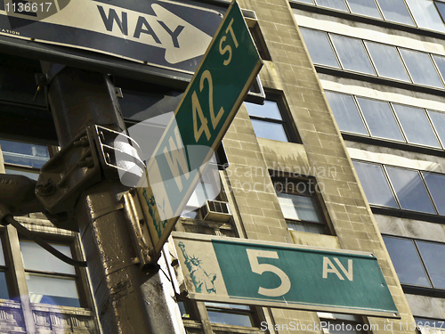 Image of 5th Avenue and 42nd Street