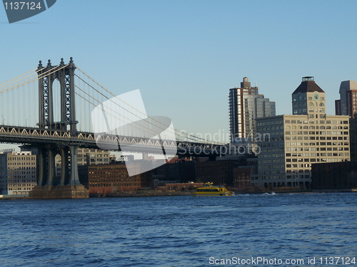 Image of Manhattan bridge