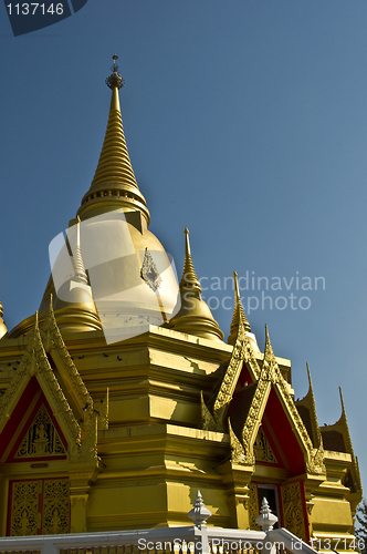 Image of Golden chedi