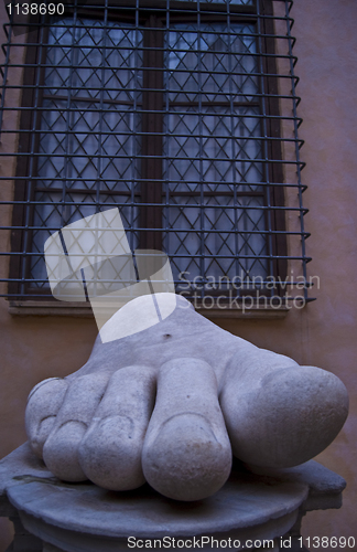 Image of feet of Constantin