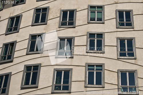 Image of Dancing house