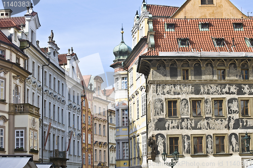 Image of House of the minute
