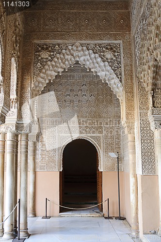 Image of Moorish art and architecture inside the Alhambra