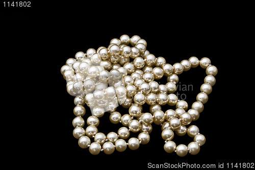 Image of White pearl necklace