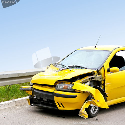 Image of Yellow crash