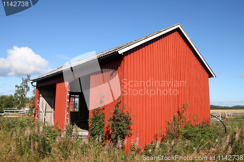 Image of Red barn