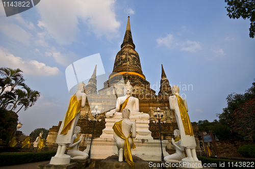 Image of Wat Yai Chai Mongkol