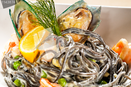 Image of seafood black spaghetti