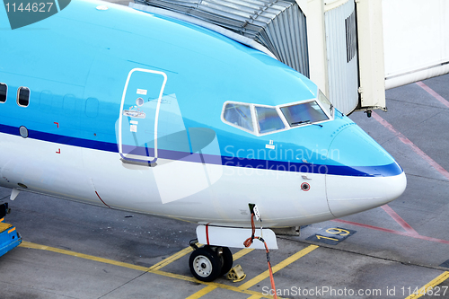 Image of Airplane waiting on the gate