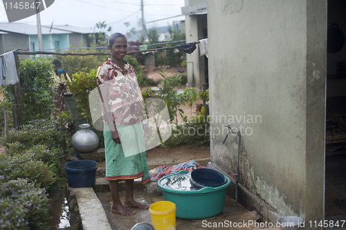 Image of Sri Lankan woman