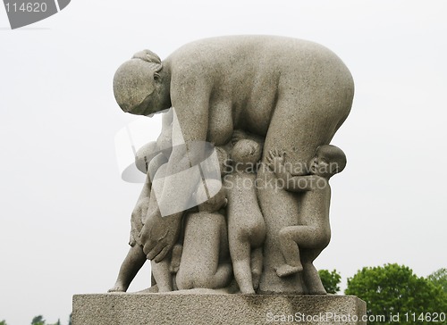 Image of Mother with Children Sculpture