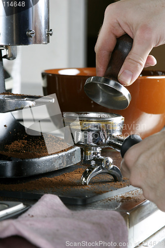 Image of Tamping Espresso