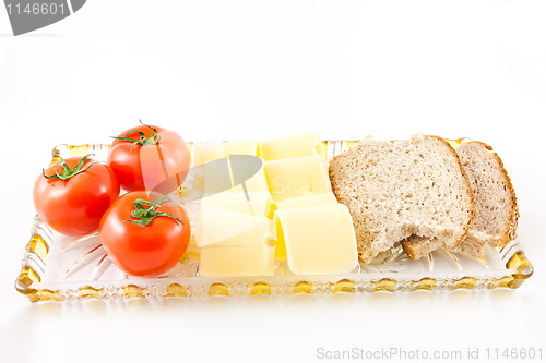 Image of Plate with tomatoes - chesse - bread