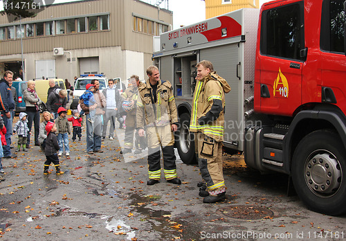 Image of Open day at the fire brigade.